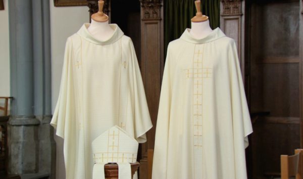Gothic Chasuble on manican